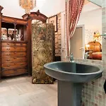Vitardiere Vila *