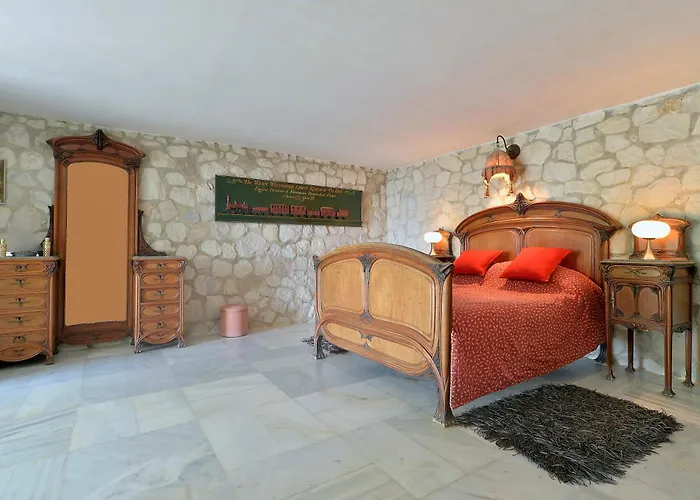 Vitardiere Vila